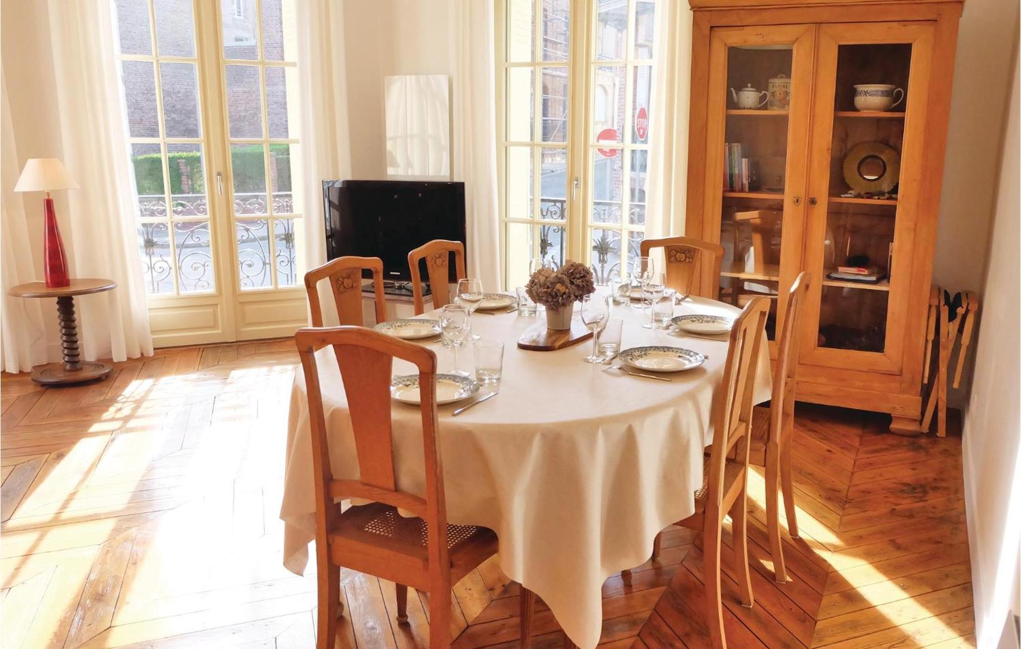 2 Bedroom Awesome Apartment In Mers-Les-Bains Exterior foto